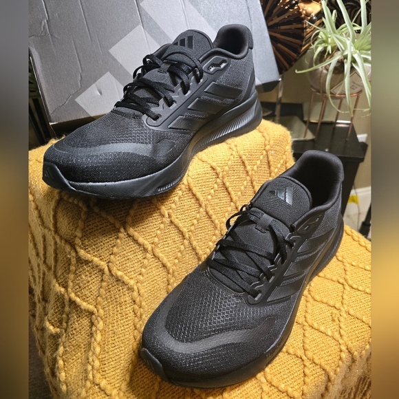 Adidas Runfalcon 5 W/ cloudfoam, Men's size 12, Black - Picture 2 of 7